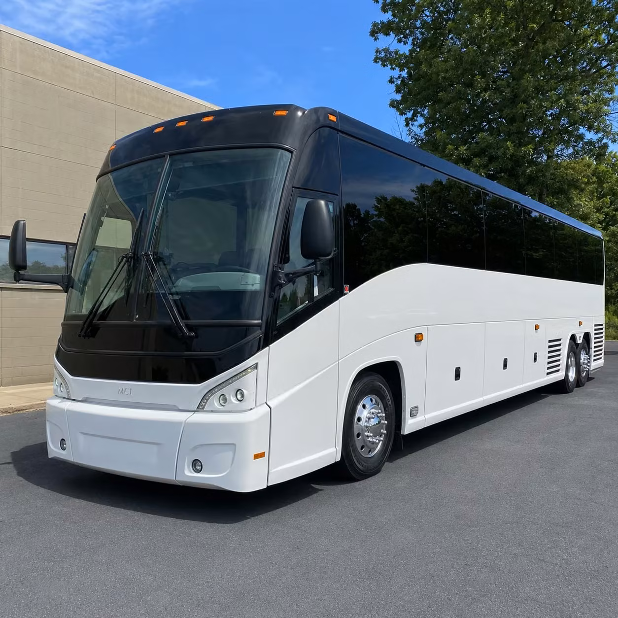 long distance bus rentals from vancouver to seattle and the puget sound region