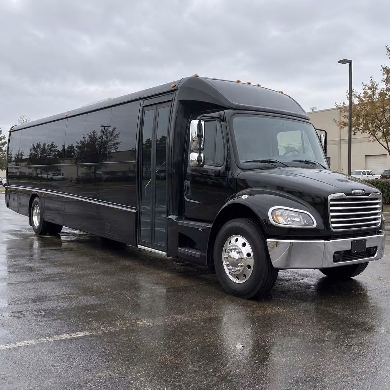 vancouver 28 passenger minibus rental