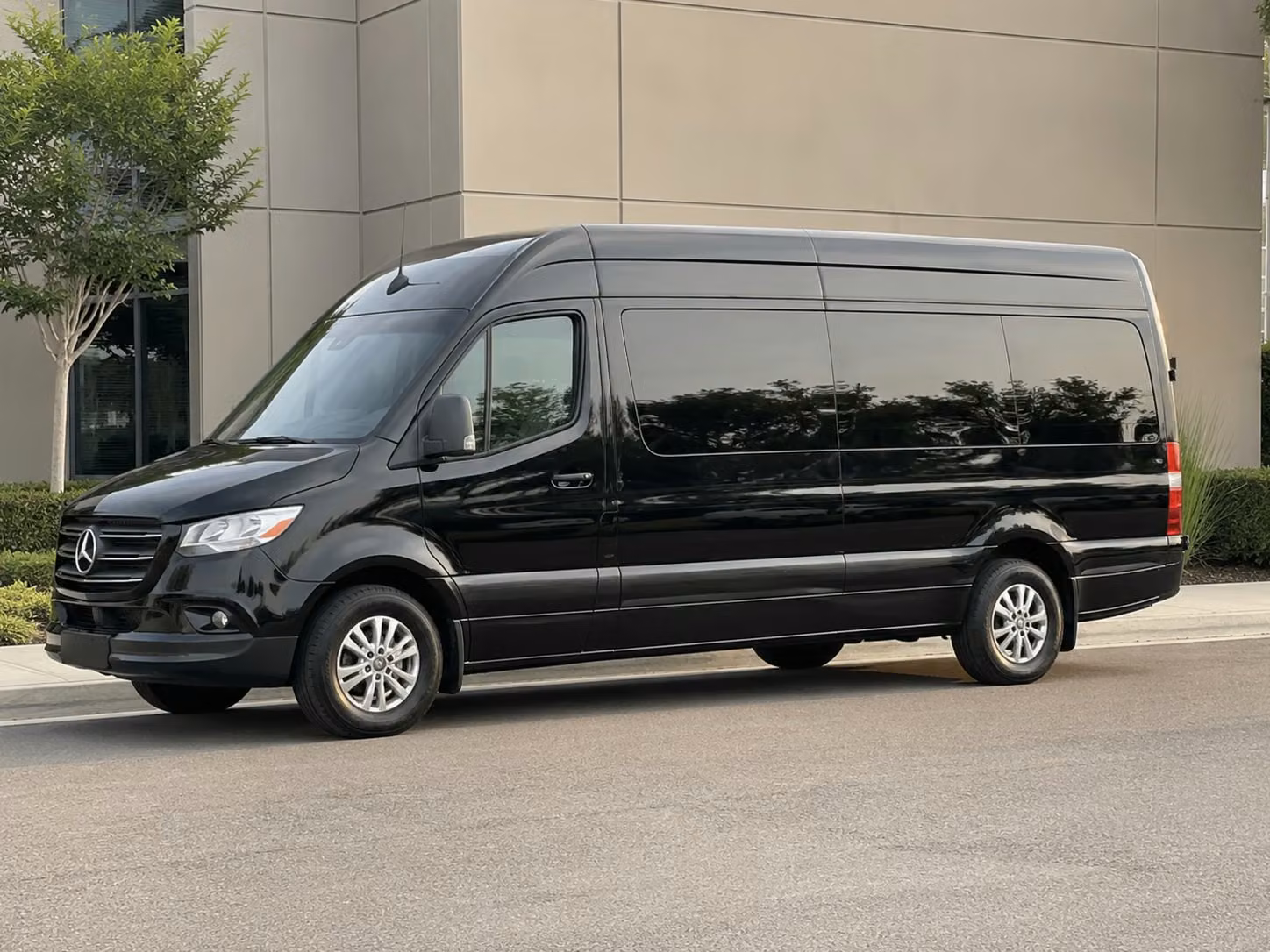 vancouver sports team transportation services